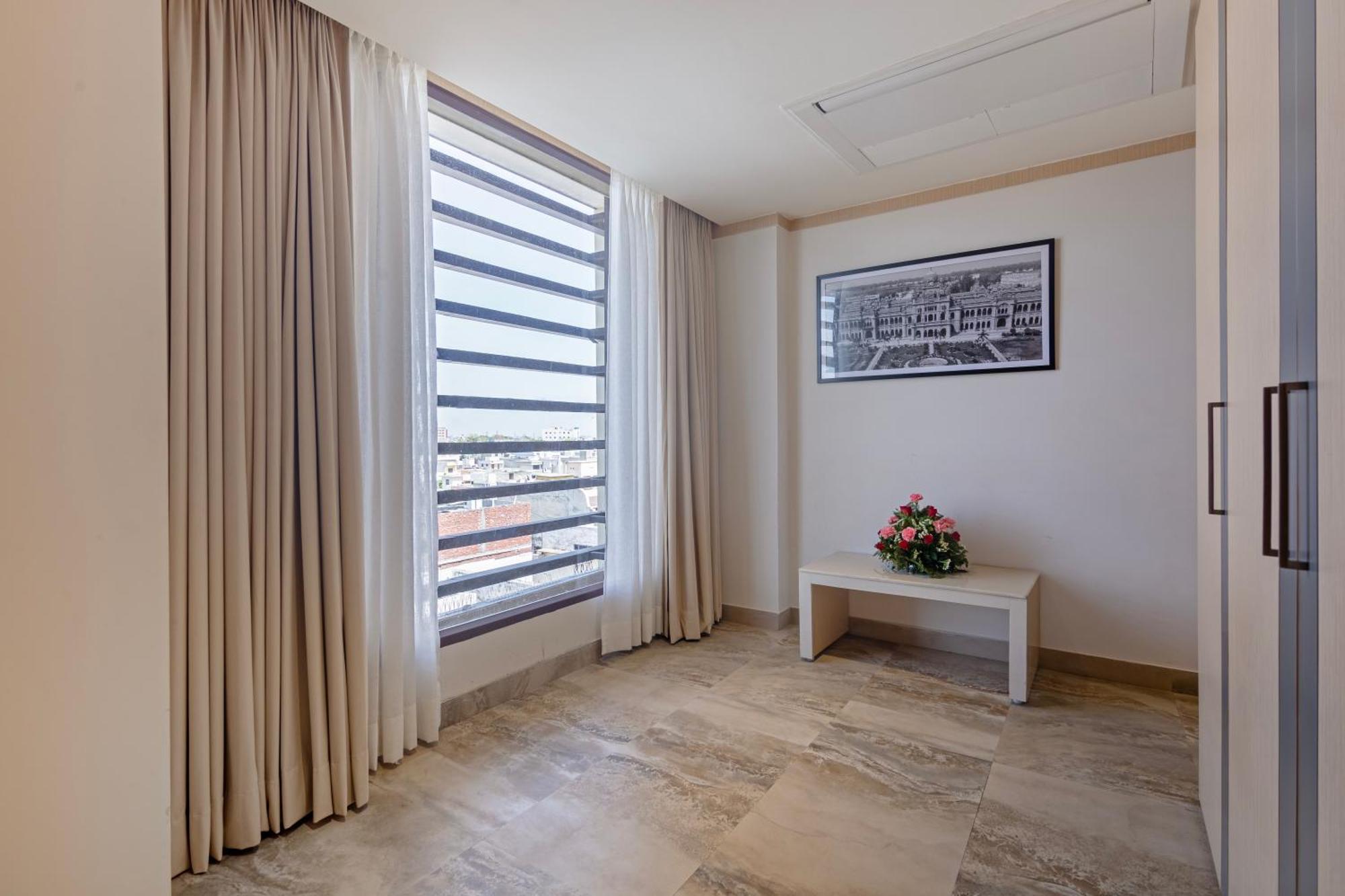 Sandoz Amritsar Near Golden Temple Εξωτερικό φωτογραφία