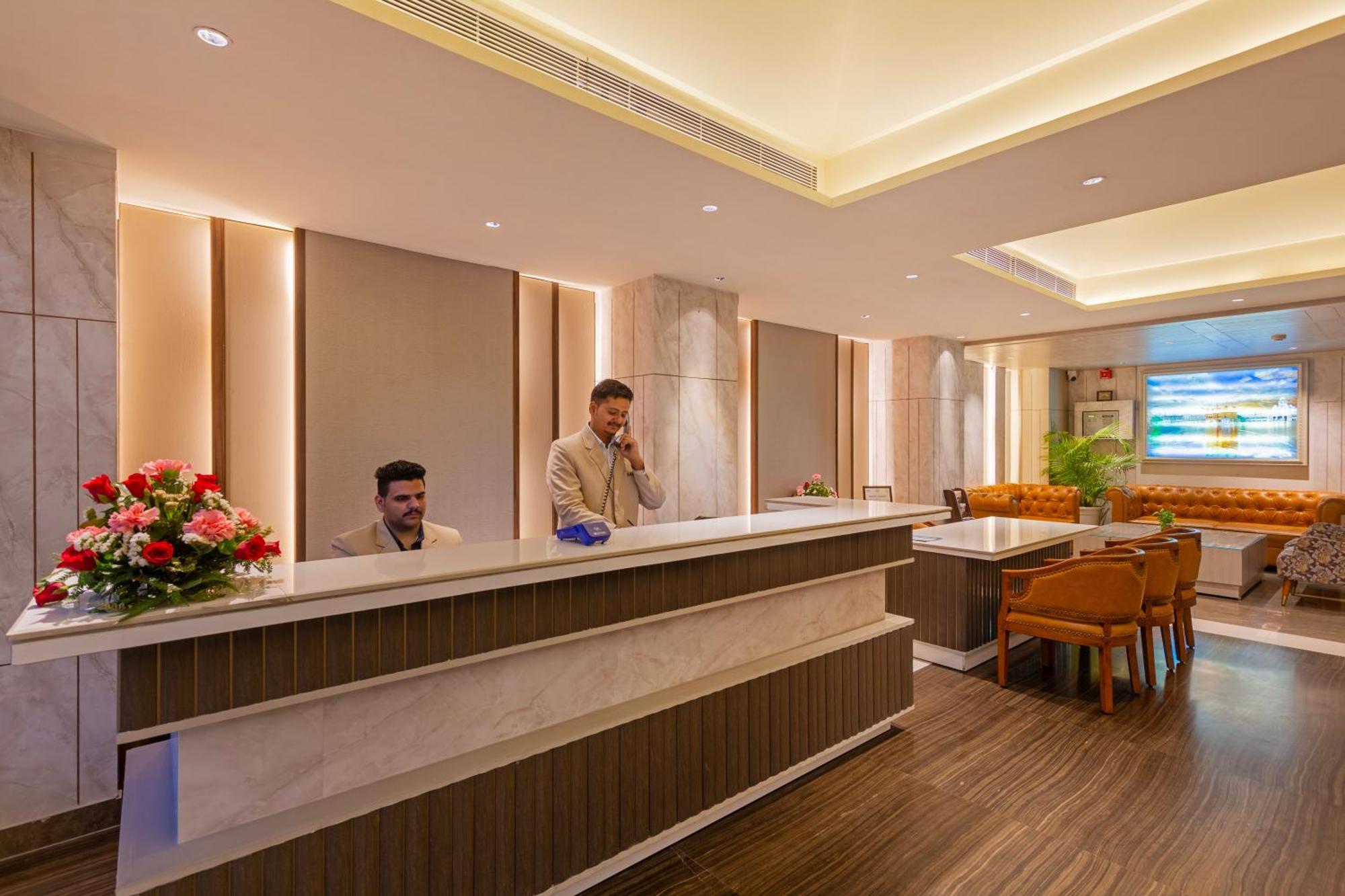 Sandoz Amritsar Near Golden Temple Εξωτερικό φωτογραφία